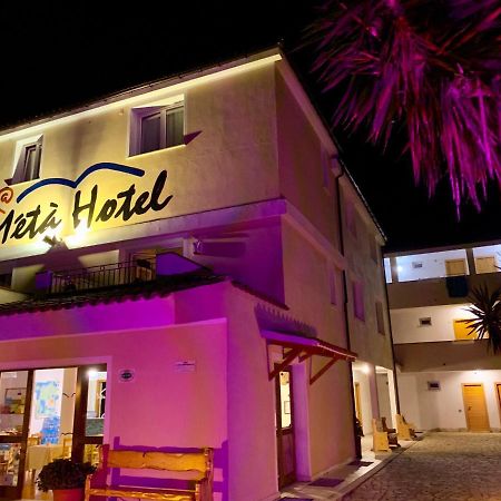 Meta Hotel Santa Teresa Gallura Bagian luar foto