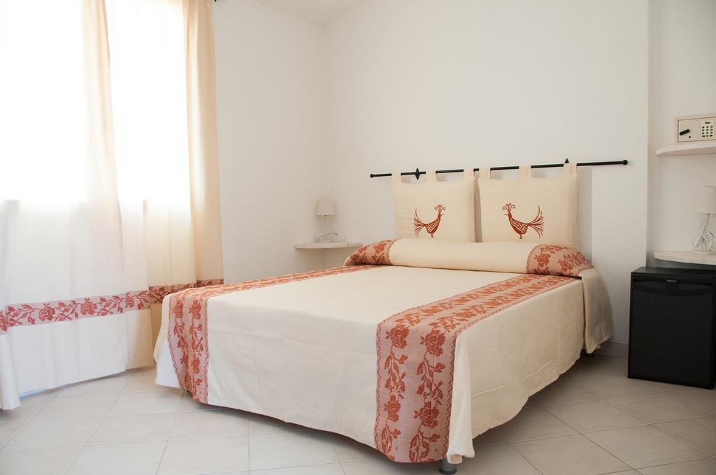 Meta Hotel Santa Teresa Gallura Bagian luar foto