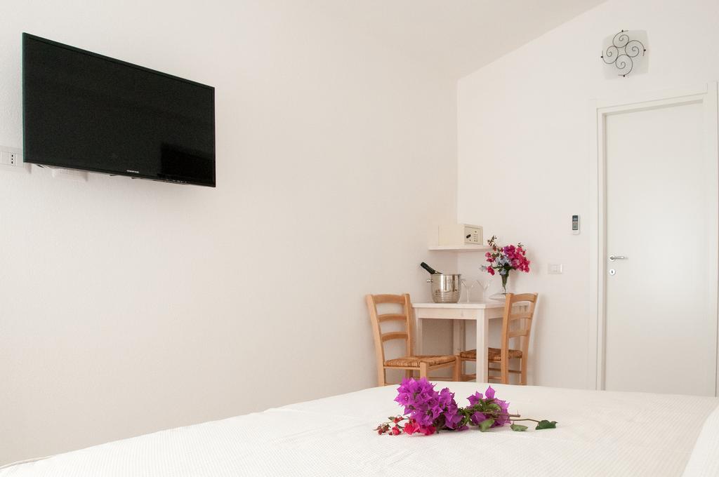 Meta Hotel Santa Teresa Gallura Bagian luar foto